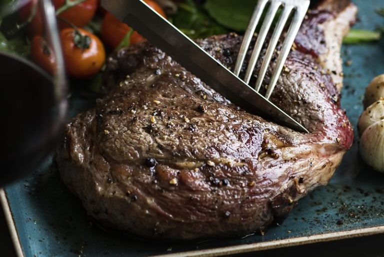 Lamb Steaks with Tomatoes & Olives